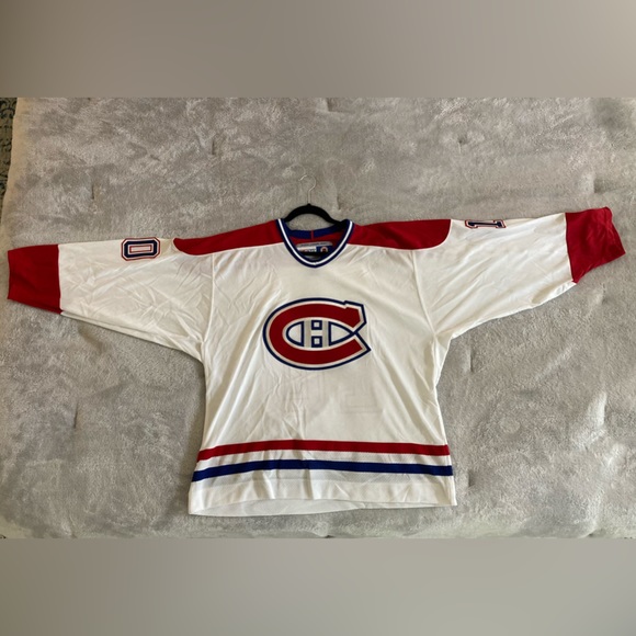 SIGNED Guy Lafleur #10 Jersey - Picture 2 of 9